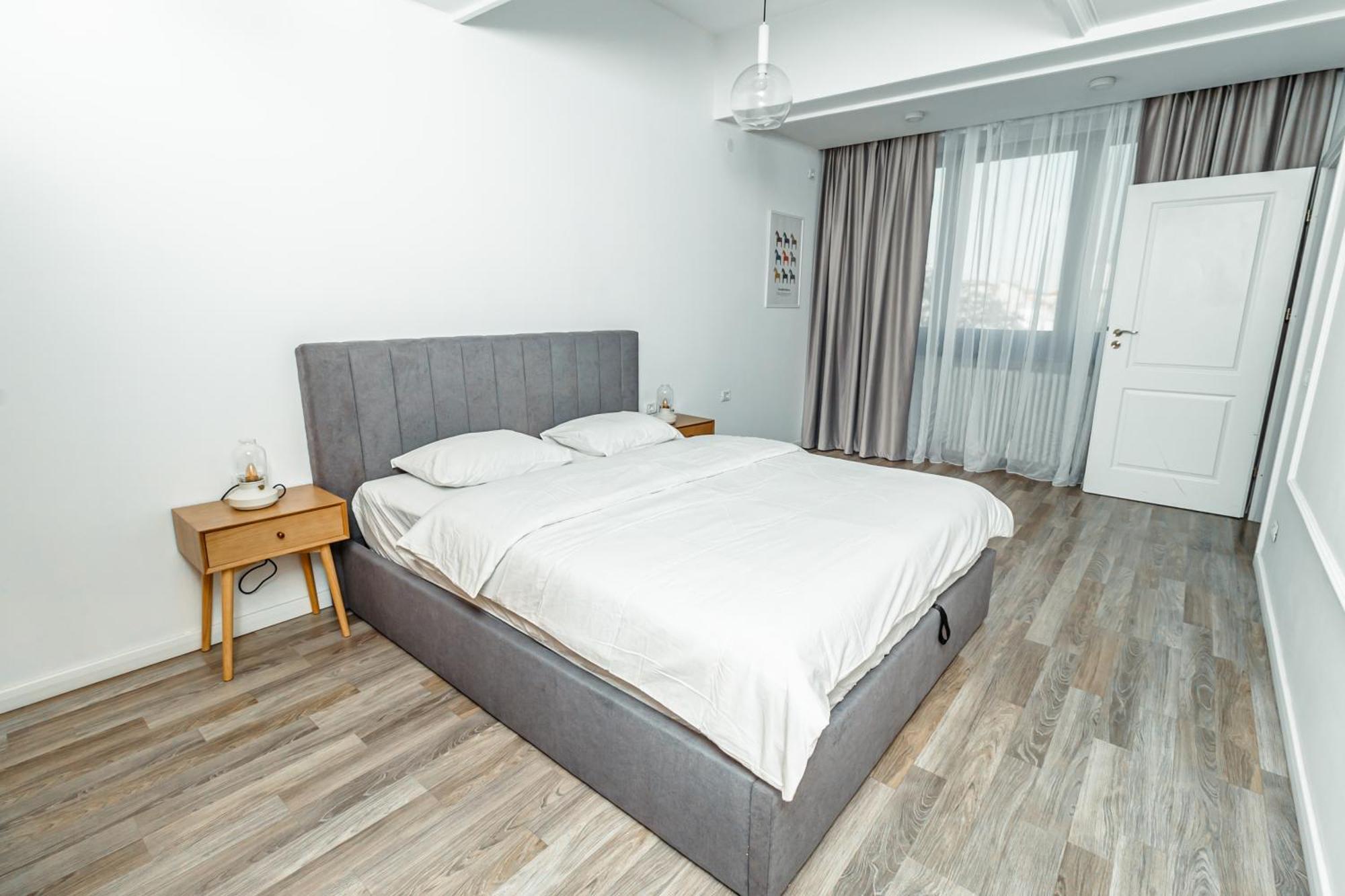 City Center Premium Apartments 2 Bucareste Exterior foto